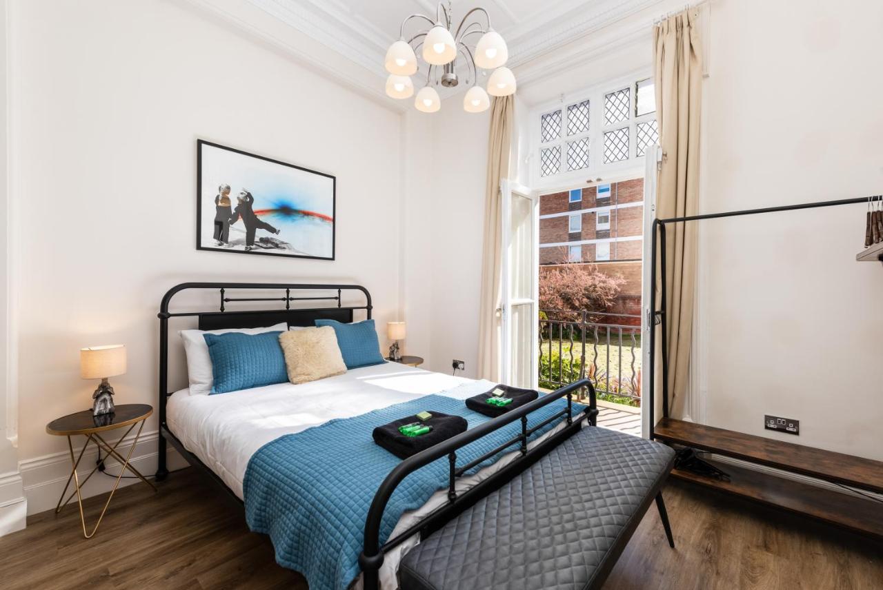 3 Bedroom Garden Apartment Opposite The Beach Hove Exterior foto