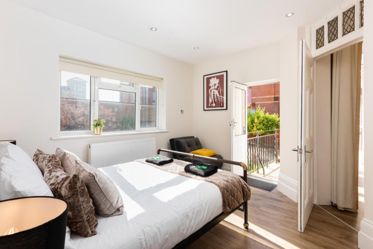 3 Bedroom Garden Apartment Opposite The Beach Hove Exterior foto