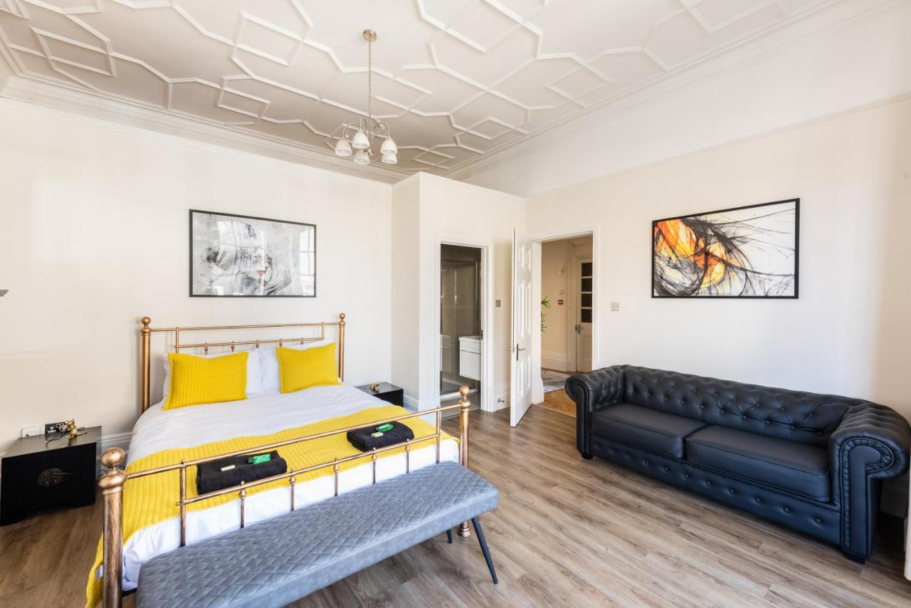 3 Bedroom Garden Apartment Opposite The Beach Hove Exterior foto