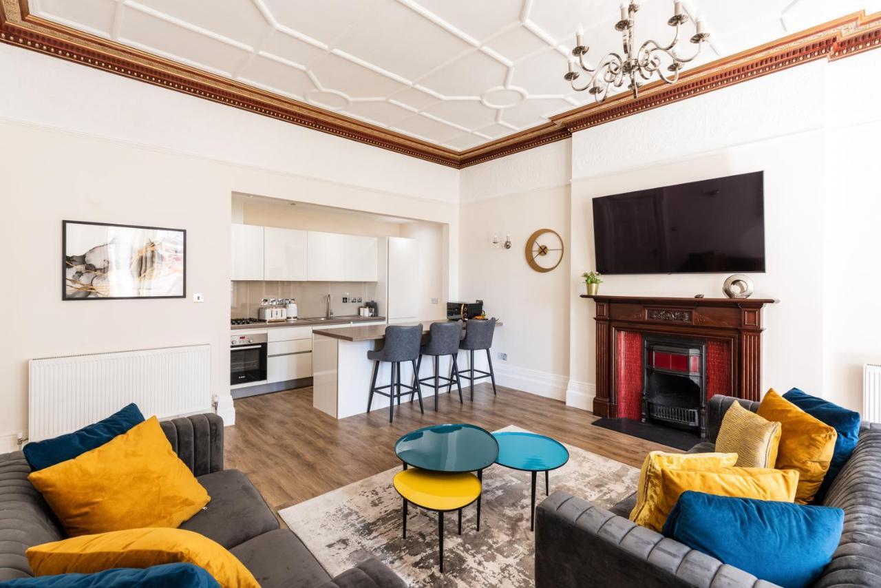 3 Bedroom Garden Apartment Opposite The Beach Hove Exterior foto